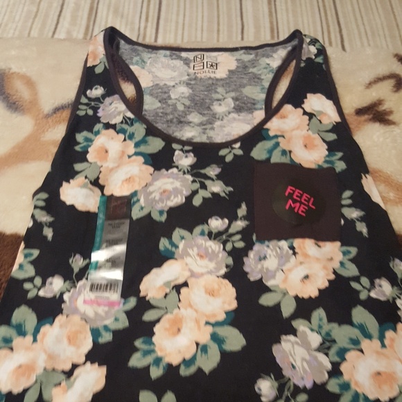 A summery T Shirt (M/L) - Picture 1 of 2